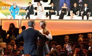 Nicole Kidman et Lambert Wilson, le 14 mai 2014 lors du coup d'envoi du 67e festival de Cannes