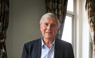 Michel Veunac, maire de Biarritz ( Modem).