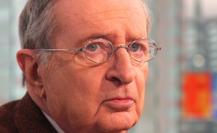 Claude Imbert, le directeur du magazine Le Point à Paris, le 29 juin 2006.