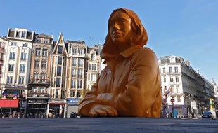 La gare de Lille Flandres. parvis rénove de la gare Lille Flandres.