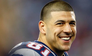 Aaron Hernandez, joueur des New England Patriots (NFL), a été inculpé de meurtre le 26 juin 2013.