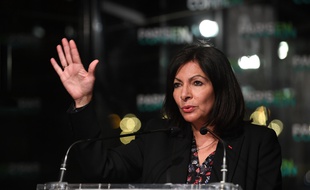 Anne Hidalgo, ici le 13 janvier, fait la course en tête dans les sondages mais est suivie de près par Rachida Dati.