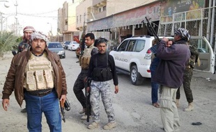Des combats acharnés avaient lieu jeudi à Fallouja et Ramadi, deux villes sunnites de l'ouest irakien contrôlées en partie par des insurgés liés à Al-Qaïda, dans une nouvelle épreuve de force avec le gouvernement du Premier ministre al-Maliki.