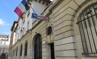 La caserne des Minimes dans le 3e arrondissement de Paris