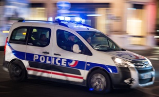 Illustration. Une voiture de police en intervention, le 15 janvier 2019, à Paris.