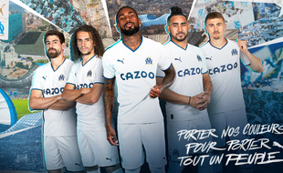 Le nouveau maillot domicile de l'Olympique de Marseille pour la saison 2022/2023.