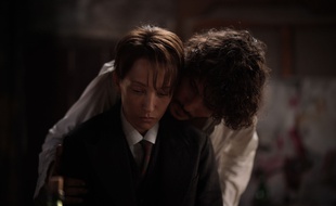 Laura Smet et Tom Hygreck dans « La Garçonne ».