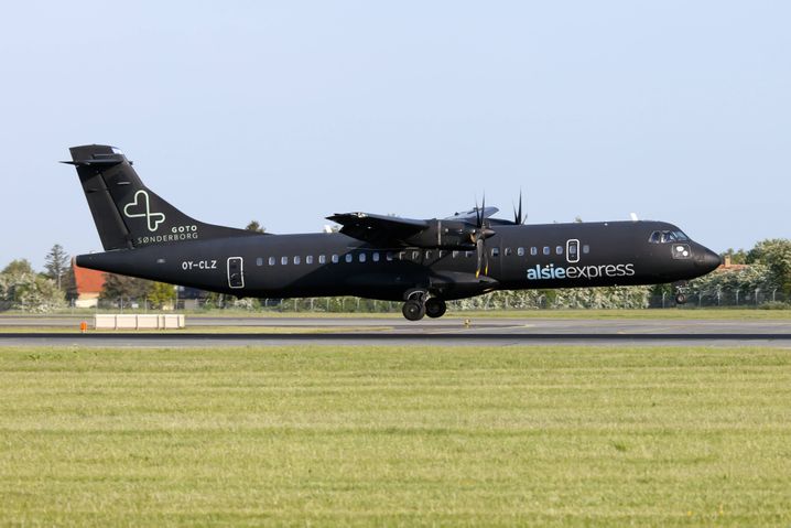 Un avion ATR 72-500 à l'aéroport de Copenhague. Illustration