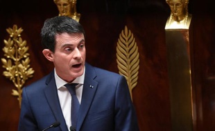 Le Premier ministre Manuel Valls à l'Assemblée nationale à Paris le 5 février 2016