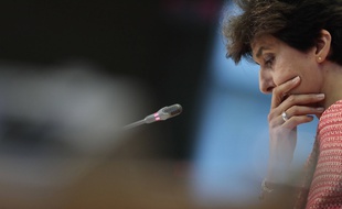 Sylvie Goulard réfléchit à son avenir.