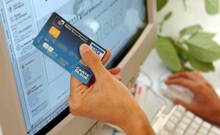 Paiement sur Internet par carte bancaire.