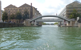 L'obus a été repêché dans le canal de l'Ourcq. (Illustration)