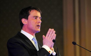 Le Premier ministre, Manuel Valls, à Tours, le 26 mars 2015