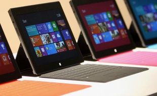 Surface, la tablette de Microsoft, propose deux accessoires, la Touch cover et la Type cover, qui font office de claviers.