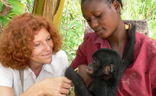 Claudine André est installée depuis des années au Congo et se dévoue pour les bonobos