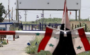 Les rebelles de Syrie ont pris le contrôle jeudi d'un point de passage frontalier avec le Golan annexé par Israël, au lendemain d'une victoire majeure du régime, épaulé par le Hezbollah libanais, à Qousseir.