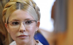 L'ex-Première ministre ukrainienne incarcérée, Ioulia Timochenko, a entamé une "action de désobéissance civile", refusant de réintégrer sa chambre, en signe de protestation contre le régime du président Viktor Ianoukovitch, ont indiqué mercredi les autorités.