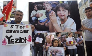 Une manifestation de soutien aux Yazidis, minorité kurdophone non musulmane persécutée par l'Etat islamique (EI), le 20 août 2014 à Angers
