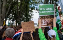 Record absolu pour la pétition contre la loi Duplomb