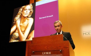 Bernard Arnault, PDG de LVMH, a exercé ses stock-options avant le 1er janvier.
