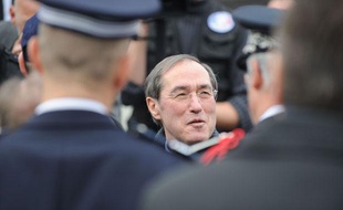 Claude Guéant à Bobigny, le 18 novembre 2011.