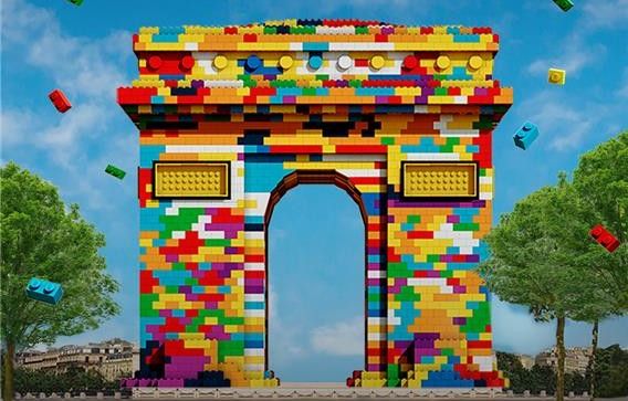 Paris : 700.000 briques Lego pour transformer les Champs-Elysées en énorme terrain de jeu