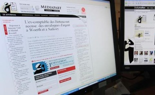 Le gouvernement a annoncé qu'il allait très vite réduire la TVA sur la presse en ligne à 2,1%, contre 20% actuellement, satisfaisant les médias sur internet, Mediapart en tête, au risque d'encourir des sanctions de Bruxelles.