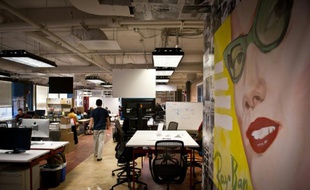 Des employés de startups dans les bureaux d'un incubateur à Washington, le 11 février 2014