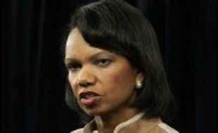 La secrétaire d'Etat américaine Condoleezza Rice a annoncé vendredi qu'elle quitterait dimanche les Etats-Unis pour des entretiens sur le Proche-Orient, rejetant à nouveau les appels à un cessez-le-feu entre Israël et le Hezbollah.