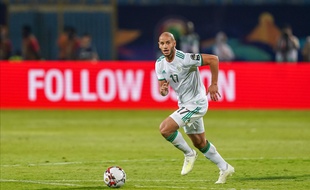 Le milieu de terrain algérien Adlène Guedioura