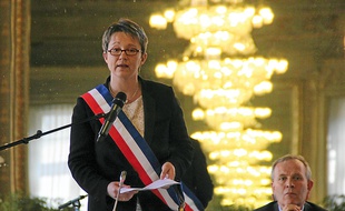 Comme Edmond Hervé en 1977, Nathalie Appéré est maire à moins de 40 ans.