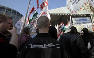 Les propos d'un député du parti d?extrême droite Jobbik, suggérant de dresser une liste des dirigeants juifs en Hongrie, ont provoqué mardi une vague d'indignation dans le pays qui a déjà connu ces derniers mois une multiplication des incidents antisémites.