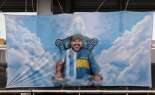 Mort de Maradona : Les interrogatoires des membres de son équipe médicale renvoyés au 14 juin