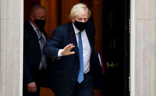 Boris Johnson a adressé une lettre à Emmanuel Macron sur la situation des migrants qui traversent la Manche, jeudi