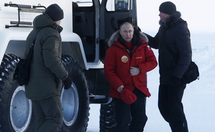 Le président russe, Vladimir Poutine, en visite dans l’Arctique le 29 mars 2017.