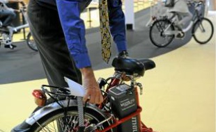 Au Salon du cycle (15e), hier.
