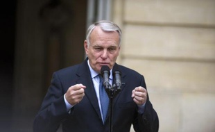 Matignon a adressé mardi les "lettres plafonds" de dépenses aux différents ministères et fixé l'effort de réduction des dépenses de l'Etat à 1,5 milliard d'euros pour 2014, en pleine polémique avec l'opposition sur le calcul du déficit pour cette année.