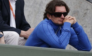 Le coach français de Victoria Azarenka, Sam Sumyk, lors d'un match de sa joueuse à Roland-Garros le 3 juin 2012.