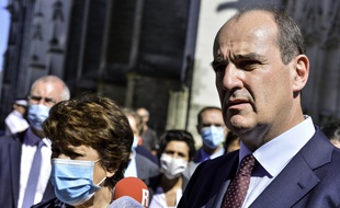 Roselyne Bachelot aux côtés du Premier ministre Jean Castex, le samedi 18 juillet à Nantes.