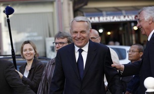 Jean-Marc Ayrault, considéré comme favori pour le poste de Premier ministre, a qualifié de "message formidable" le discours d'investiture du nouveau président François Hollande, "qui s'adresse aux Français au-delà de leur vote".