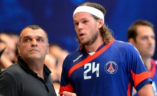 Le Paris SG Handball a assommé le Championnat de France en allant s'imposer 28 à 24 à Chambéry jeudi dans le choc entre invaincus lors de la sixième journée, et prend déjà une option sur le titre.