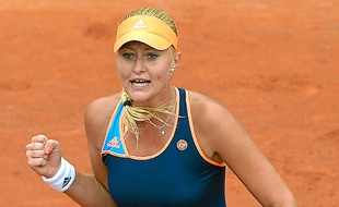 Mladenovic exulte après son succès.
