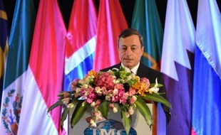 Le président de la Banque centrale européenne (BCE), Mario Draghi, s'attend à une "amélioration graduelle" de la situation financière de la zone euro avant la fin de l'année, a-t-il déclaré lundi à Shanghai.