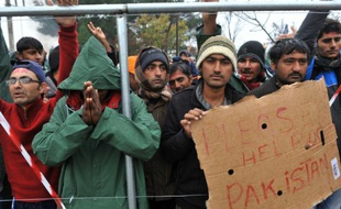 Migrants et réfugiés à la frontière entre la Grèce et la Macédoine, le 25 novembre 2015