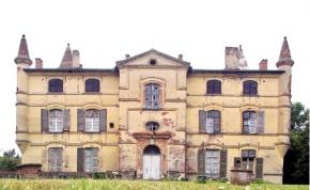 Le château de Riquet.
