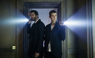 Jim Sturgess (Robert Hicks) et Agyness Deyn (Elaine Renko) dans «Hard Sun».