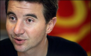 Olivier Besancenot, porte-parole de la LCR, annonce qu'il ne se rendra pas le 8 février à la réunion des partis de gauche, dans un entretien à L'Express à paraître jeudi.