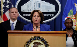 La ministre adjointe de la justice Lisa Monaco fait le point à Washington sur la rançon versée par Colonial Pipeline à des hackers, en partie récupérée par le FBI.