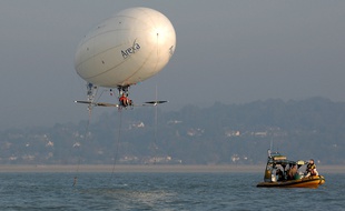 Le ballon mesure 20m de long