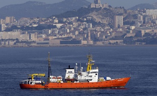 L'Aquarius quitte le port de Marseille, le 1er août 2018.